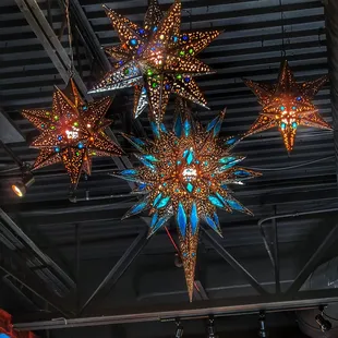 star lights throughout the restaurant