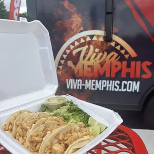 ¡Los mas deliciosos tacos de pollo!