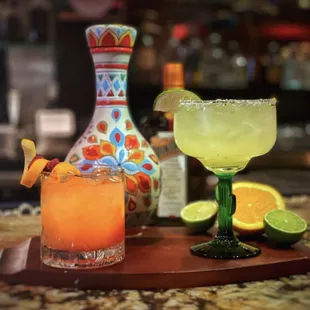 drink, chicken wings and fried chicken