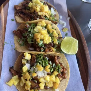 Tacos al pastor