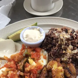 A delicious breakfast/un desayuno delicioso!