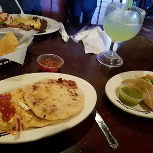 burritos and wraps, food