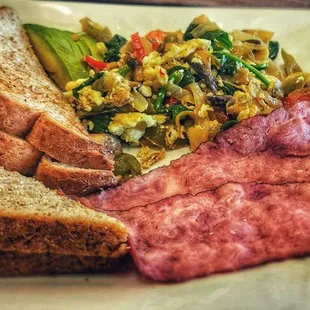 heart healthy breakfast with turkey bacon