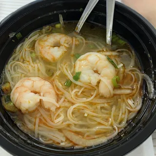 P10. Shrimp Pho