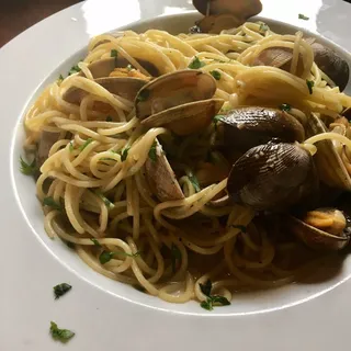 Spaghetti Alle Vongole