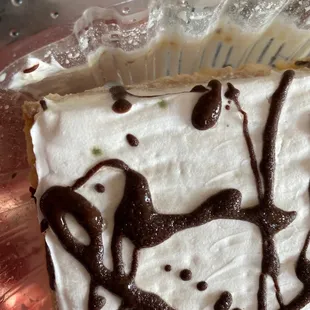 Mold cake