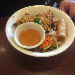 B7. Grilled Chicken Vermicelli Bowl