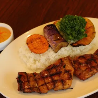 C3. Grilled Lemongrass Chicken