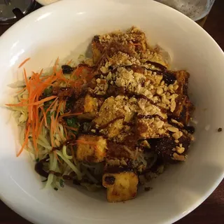 V6. Lemongrass Tofu Vermicelli Bowl