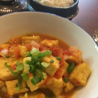 V7. Tofu in Tomato Sauce