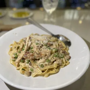 Linguini Chicken Alfredo