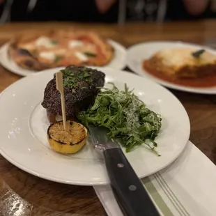 10 out of 10 restaurant at city walk! All of it absolutely delicious.....but the pizza was mouthwatering, so moist and the best!!