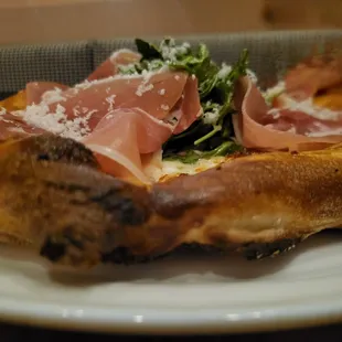 Prosciutto and Arugula Pizza