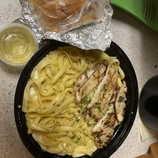 Fettuccine Alfredo