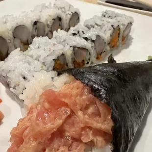 sushi, sashimi, sushi and sashimi, food