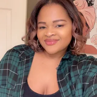 Nicole B.