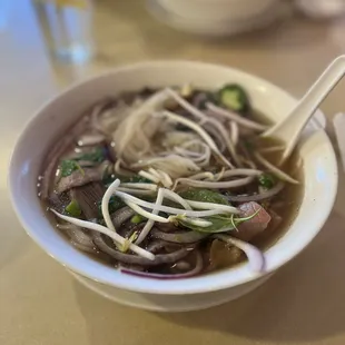 a bowl of pho noodle