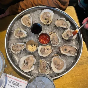 FRESH OYSTERS (1/2 dozen)