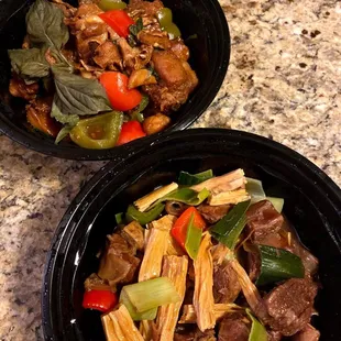 Beef Tendons in Chili Oil Chicken w.Mixed Vegetables (L)