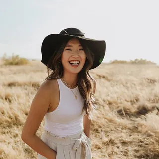 Joanne J.