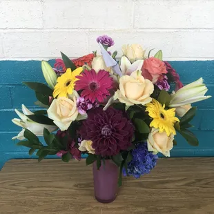 Had a very beautiful arrangement delivered from volcano orchids! I got so many compliments!