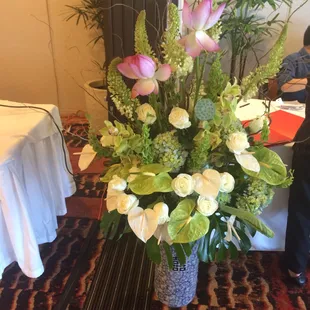 Super amazing wedding pieces!! The owner went out of her way to accommodate the bride's request for lotus flowers and seed pods