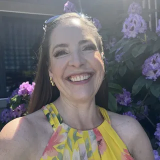 Jen M.