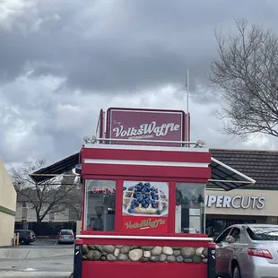 ...fantastic! support local small family biz!:)