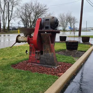 A giant grinder for decoration