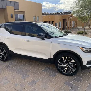 2022 XC40 courtesy of Tucson Volvo