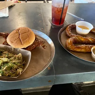 Hot Chicken Schnitzel