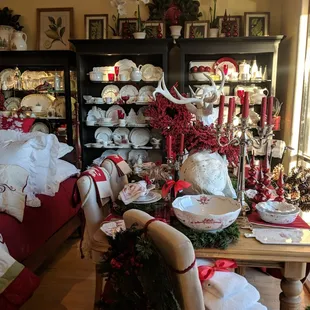 Vonda&apos;s at Christmas