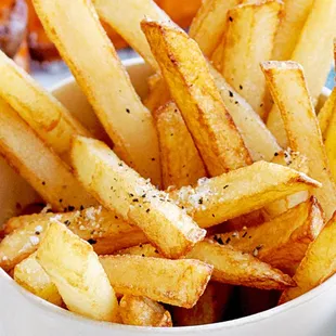 a bowl of fries