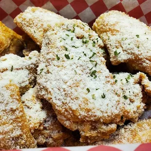 Honey Butter, winning combination! Powdered seasoning means these wings are perfectly crisp outside :)
