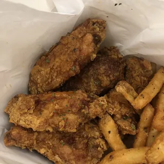 L3. 5 Wings Lunch Special
