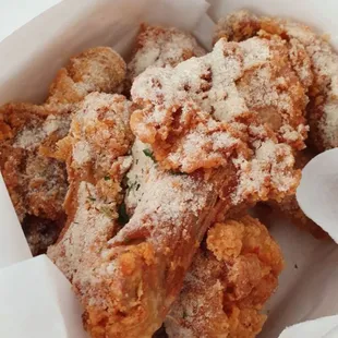 chicken wings and fried chicken, chicken, food, chicken wings, fried chicken wings, bbq chicken, poultry, bbq wings, fried chicken