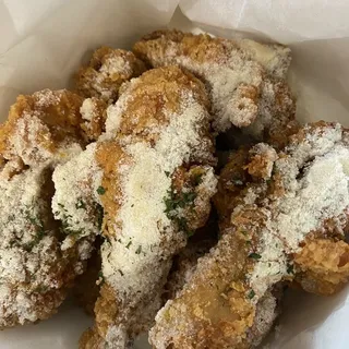 D. 1/2 Crispy Garlic Chicken