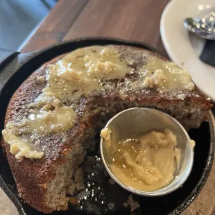 Cornbread with sweet butter