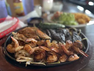 Ostioneria Michoacan Seafood And Oyster Bar