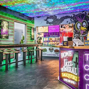 Bourbon St Location -  New Orleans French Quarter &amp; CBD - Voodoo Chicken &amp; Daiquiris
