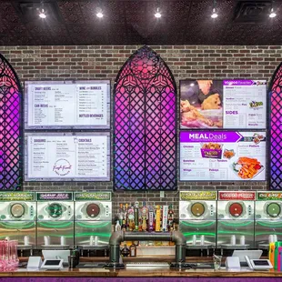 Restaurant &amp; Bar -  New Orleans French Quarter - Voodoo Chicken &amp; Daiquiris