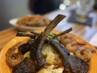 Monday Restaurant + Bar