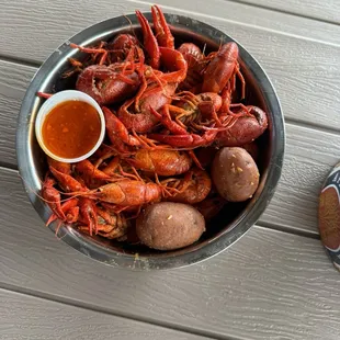 Crawfish boil