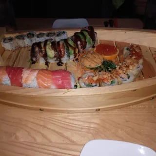 Traditional Futomaki Dragon Roll
