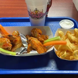 9 Piece Wing combo (Mango Habanero &amp; Sweet Heat)