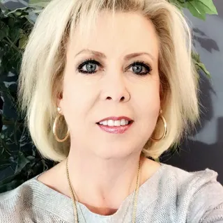 Teresa B.