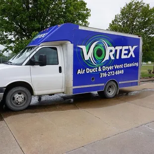 Air Duct cleaning truck