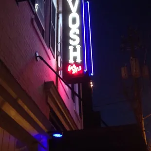 Located in the Lakewood entertainment district. Ashley is a great waitress; very helpful with food options.