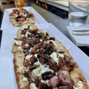 Steak and Fig Flatbread