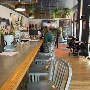 the bar area of a restaurant